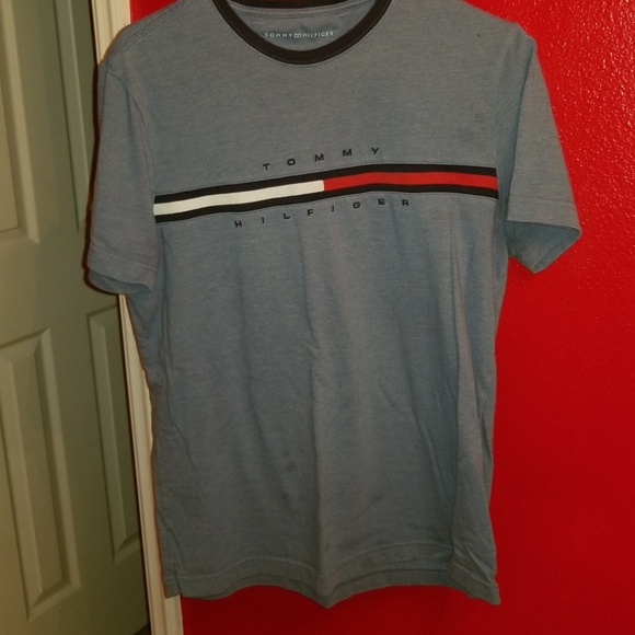 Tommy Hilfiger Shirt - Picture 2 of 3